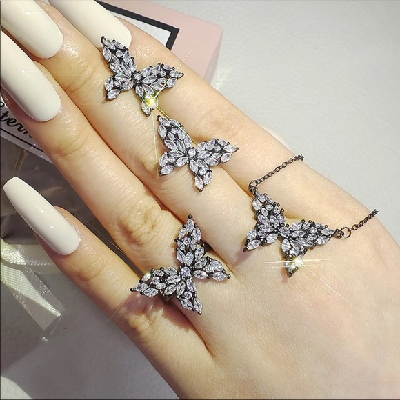 New Women’s Butterfly Earrings&Necklace and Adjustable Ring Diamond Set New - Picture 2 of 3